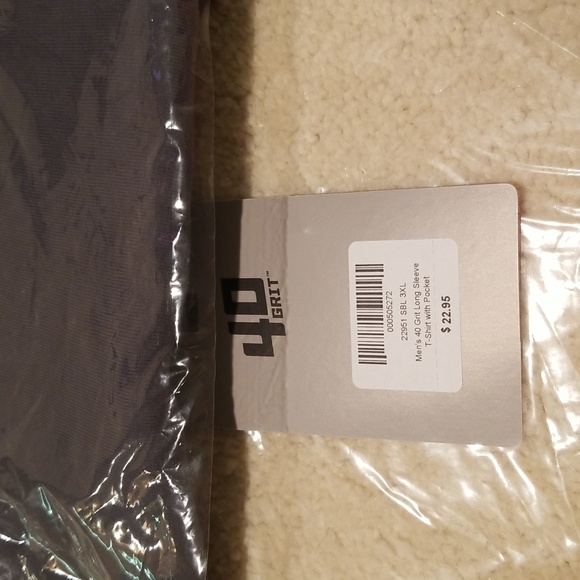 2- Duluth trading 40 grit long sleeve t-shirt with pocket - Picture 5 of 5